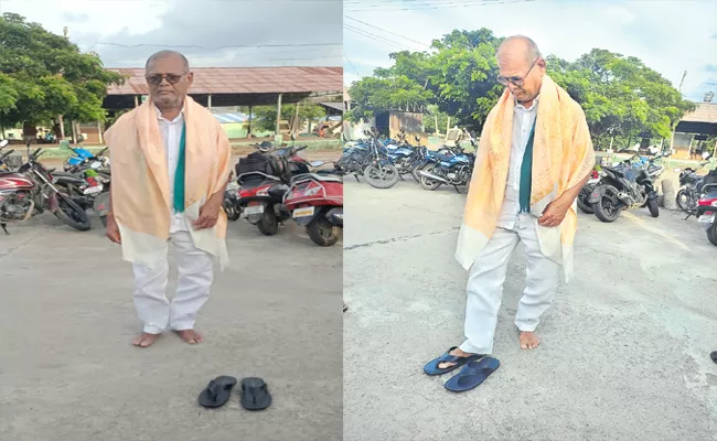 After 12 years Turmeric Board Gets Footwear Back To 71 Year Old Farmer - Sakshi