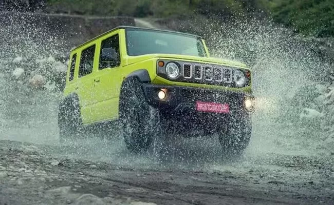 Maruti Suzuki Offers Massive Rs 1 Lakh Discount On This Variant Of Jimny - Sakshi