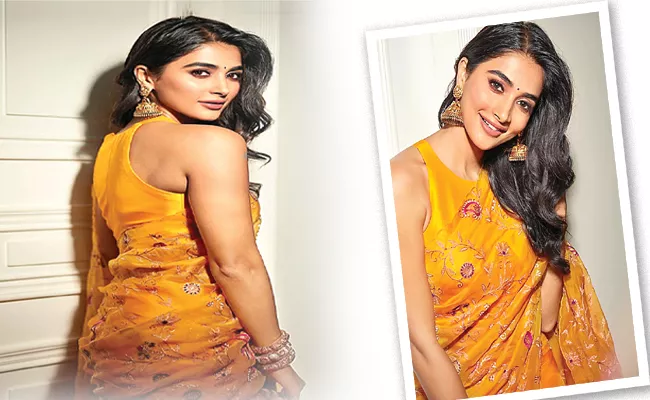 Do You Know The Price Of Pooja Hegdes Saree - Sakshi