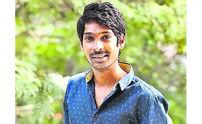 Dhanraj Turns Director Stars Along With Samuthirakani - Sakshi