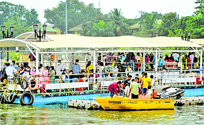 Boat journey from Durgamma Chenta to Amareshwari - Sakshi