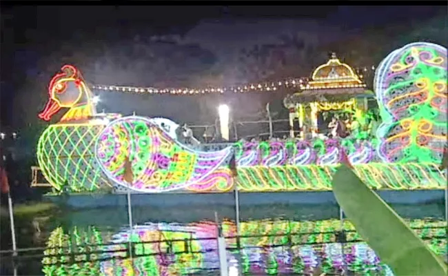 Malleswara Swamy Varla Teppotsavam - Sakshi