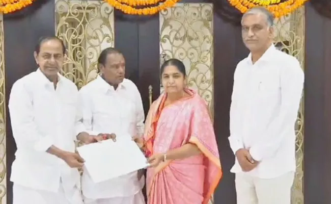 Sunitha Laxma Reddy Confirmed BRS Narsapur Candidate - Sakshi