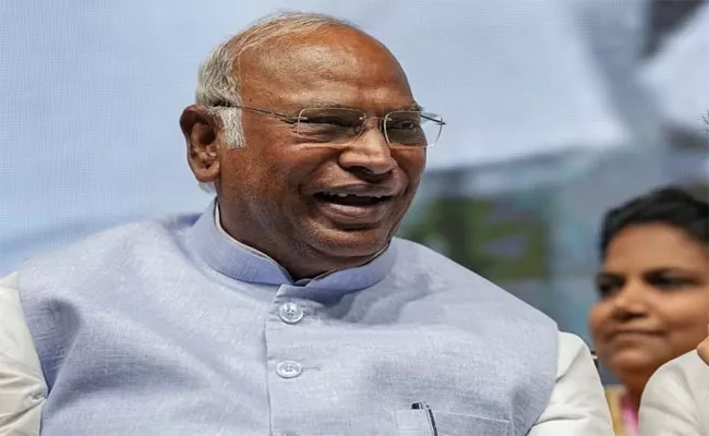 Congress President Mallikarjun Kharge Attack on BJP - Sakshi