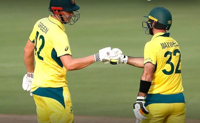 Aussies Scored Huge Score In World Cup Warm Up Game Against Pakistan - Sakshi