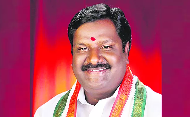 Malkajgiri DCC president resigns - Sakshi