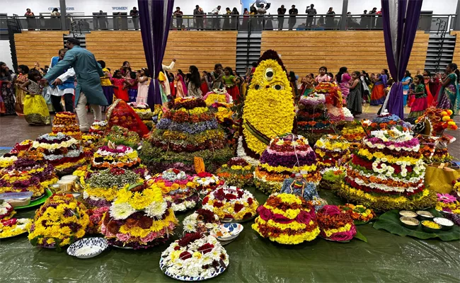 GTA Atlanta Chapter Conducts Bathukamma Celebrations - Sakshi