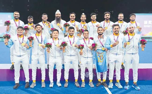 Indian mens hockey team won the gold medal - Sakshi