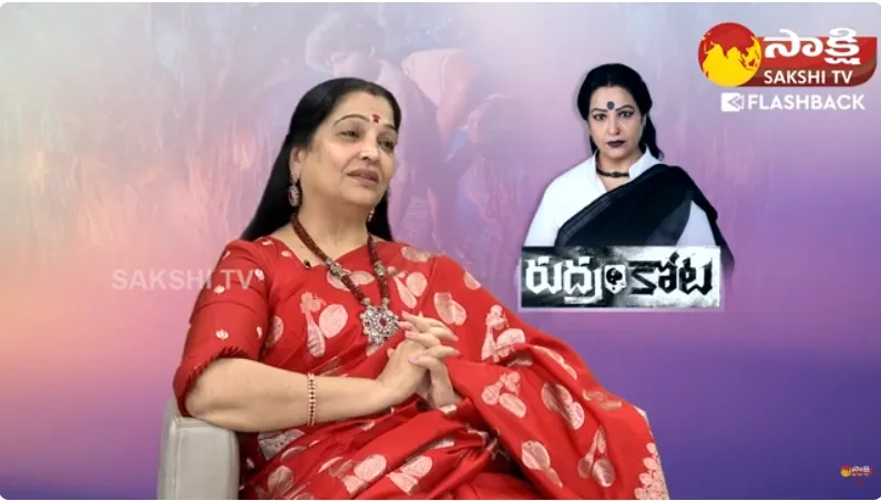 Senior Actress Jayalalitha Crying During Interview 