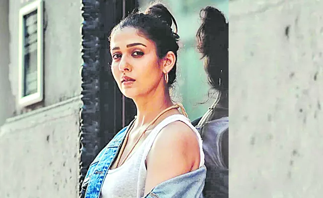 Has Nayanthara stepped back from Raghavan Lawrence film with director Rathna Kumar - Sakshi