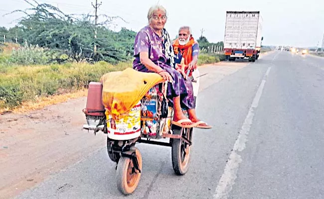 Ahmedabad to Tirumala on feet - Sakshi