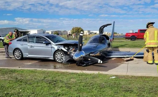 Small Plane Emergency Landing At Texas McKinney Airport Video Viral - Sakshi