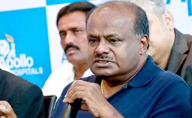 Congress slams former karnataka cm kumaraswamy for power theft - Sakshi