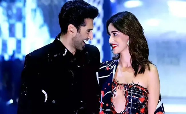 Ananya Panday Wishes Boyfriend Aditya Roy Kapur On His Birthday - Sakshi