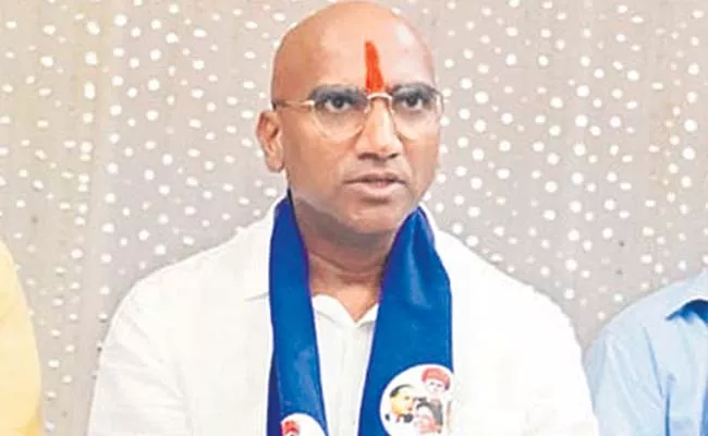 BSP state president RS Praveen Kumar in Vemulawada - Sakshi