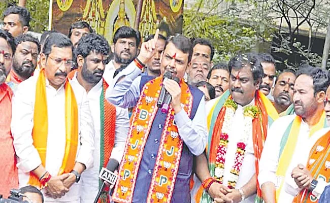 Huge bike rally in Musheerabad under the leadership of BJP - Sakshi