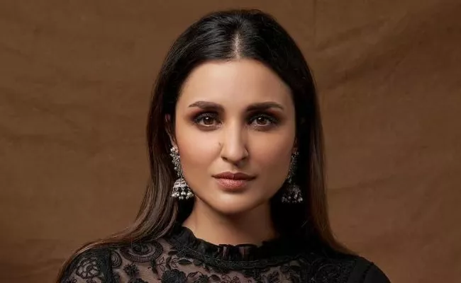 Parineeti Chopra WARNS Fan Pages Against Posting Quotes Using Her Name - Sakshi