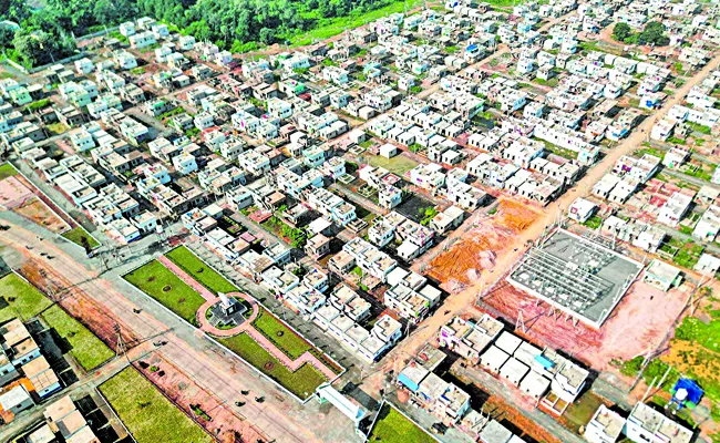 mass house warming ceremony for 5 lakhs houses in ap - Sakshi