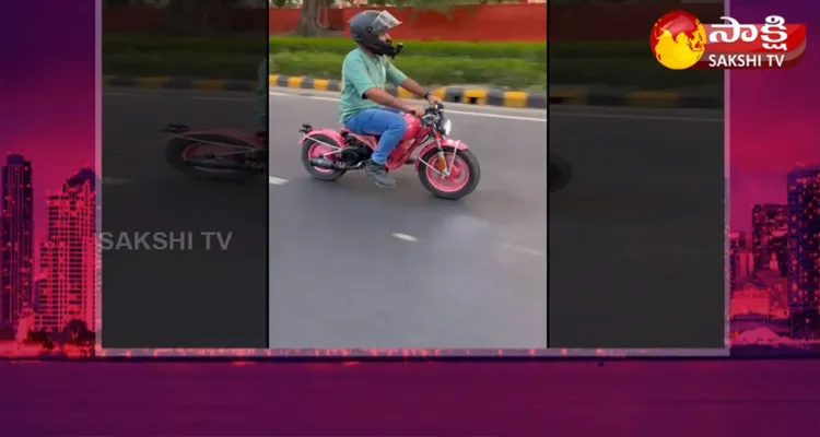 Garam Garam Varthalu Man Ride With Small Bullet Bike 