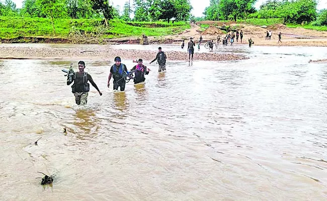 Maoist banners calling for election boycott - Sakshi