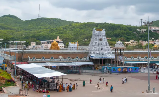 TTD News: Tirumala Darshanam Quelines Updates - Sakshi