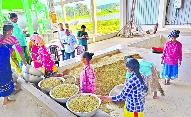 Support price for coffee farmers - Sakshi