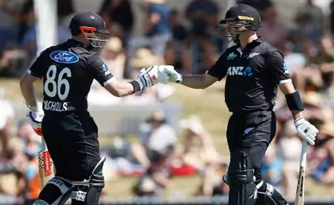 New Zealand beat Bangladesh by 7 wickets despite Soumya ton - Sakshi