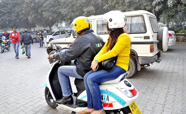 Reduced bike taxi bookings - Sakshi