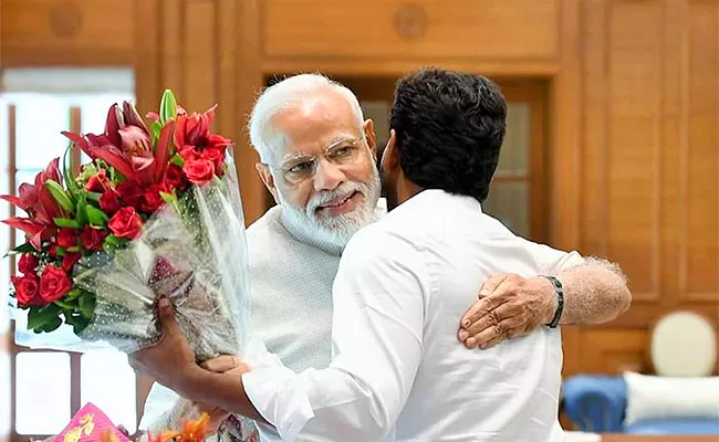 Pm Modi Wishes Cm Jagan On His Birthday - Sakshi