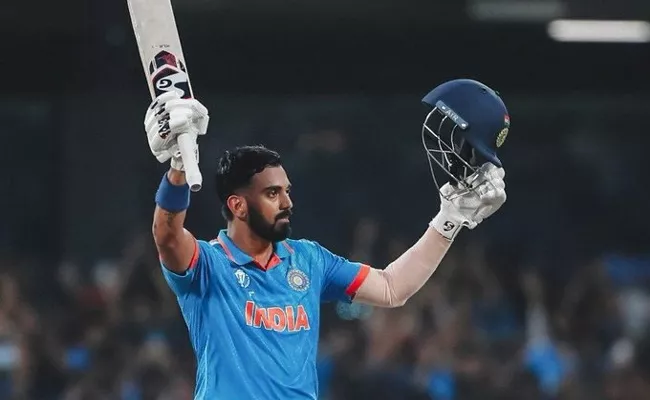 IND VS SA 3rd ODI: KL Rahul Becomes The First Indian Wicket Keeper Batter To Score 1000 Runs In A Calendar Year In ODIs After 14 Long Years - Sakshi