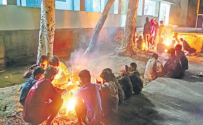 Temperatures plummeted in the state - Sakshi