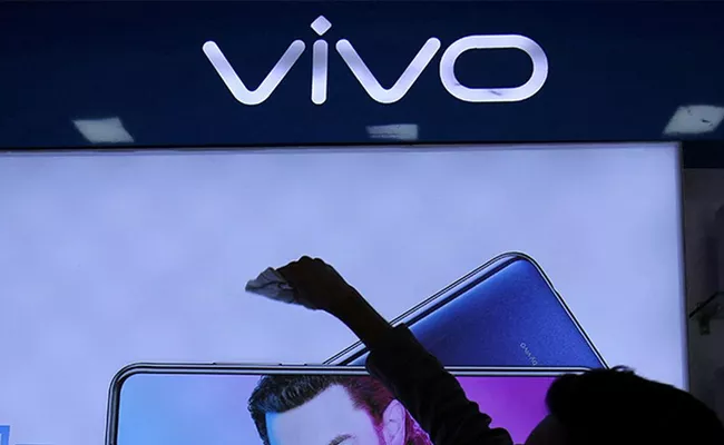 Ed Arrests Three More In Money Laundering Case Against Vivo India - Sakshi