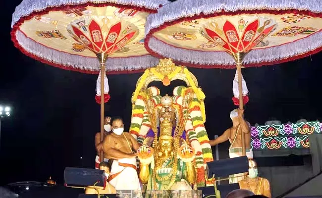 Tirumala Pournami Garuda Seva Cancel - Sakshi