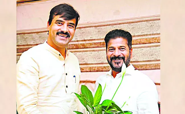 Vamsichand Reddy meet Telangana CM Revanth Reddy - Sakshi