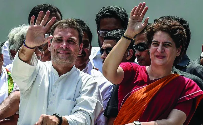 Telangana visited by Rahul and Priyanka - Sakshi