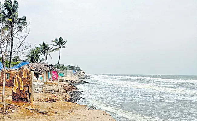 Cyclone Michang Chance of becoming a severe storm - Sakshi