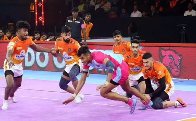 Pro Kabaddi League 2023: Puneri Paltan Beat Defending Champions Jaipur Pink Panthers - Sakshi