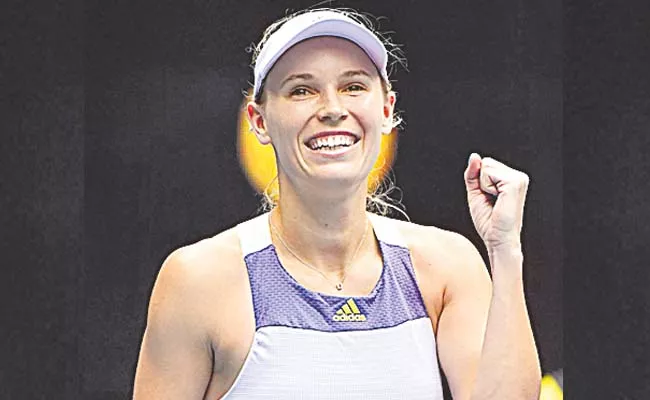 Wozniak at the Australian Open - Sakshi