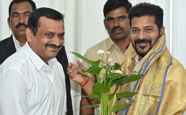 Bandla Ganesh Met CM Revanth Reddy On Jan 1st New Year Wish - Sakshi