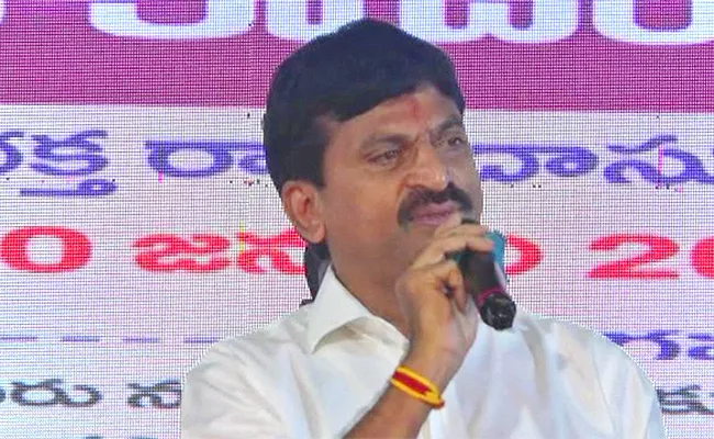 Minister Ponguleti Srinivasa Reddy Is Emotional In Khammam - Sakshi