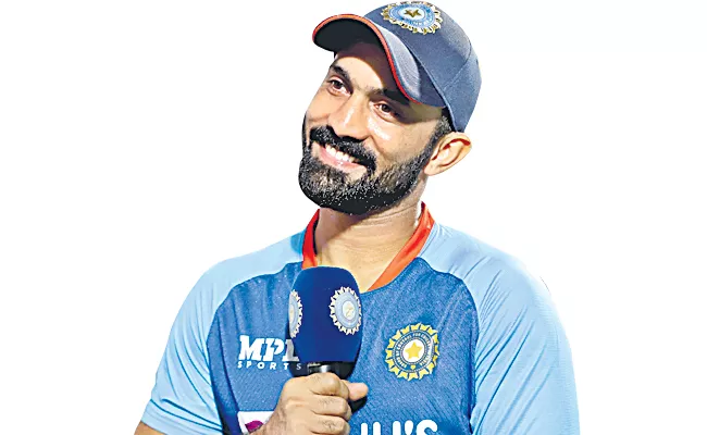 Dinesh Karthik is batting consultant for England A team - Sakshi