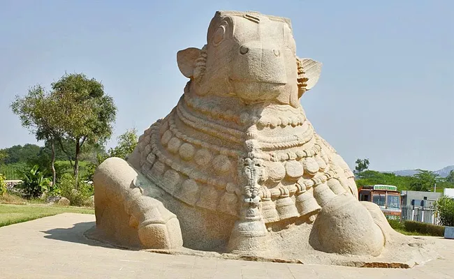 Special Story On Historical Background Of Lepakshi - Sakshi