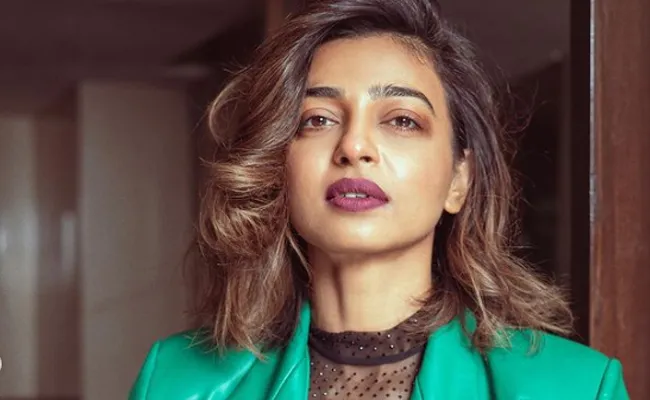 Radhika Apte Stuck in Airport and Locked in Aerobridge for Hours - Sakshi