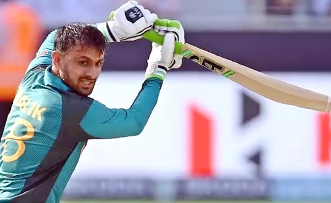 Pak Vetaran Shoaib Malik achieves rare feat - Sakshi