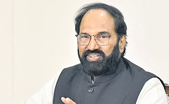 Minister Uttam Kumar Reddy on Kaleswaram project  - Sakshi