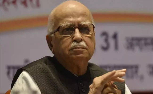 Lal Krishna Advani Not Going Ayodhya - Sakshi