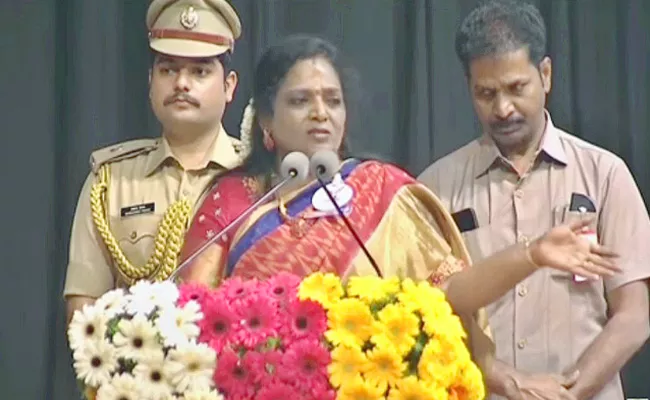 Governor Tamilisai Soundararajan Comments On Padi Kaushik Reddy - Sakshi