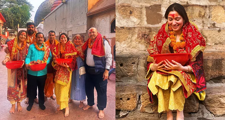 Tamannaah Bhatia Kamakhya Devi Temple Darshan With Family In Guwahati