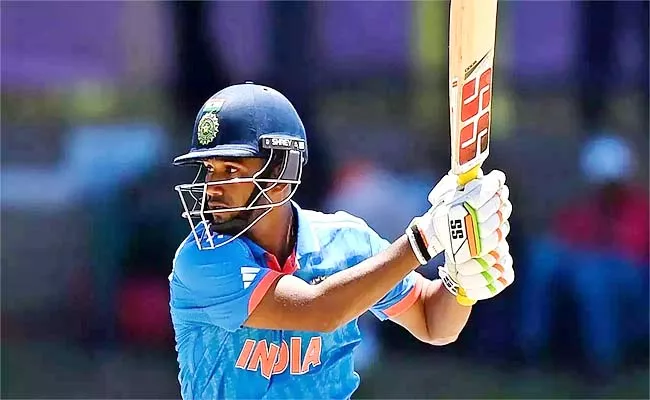 Arshin kulkarni hits century under-19 world cup 2024 - Sakshi