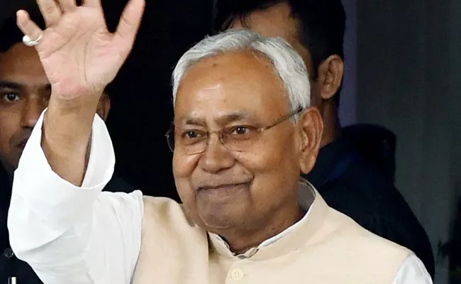 Nitish Kumar To Resign Today Updates - Sakshi